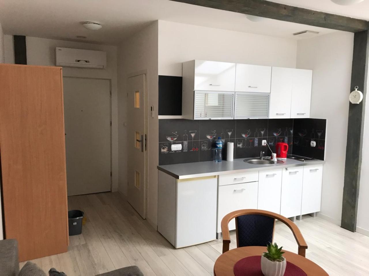 Relaxbox Apartment คราคูฟ ภายนอก รูปภาพ